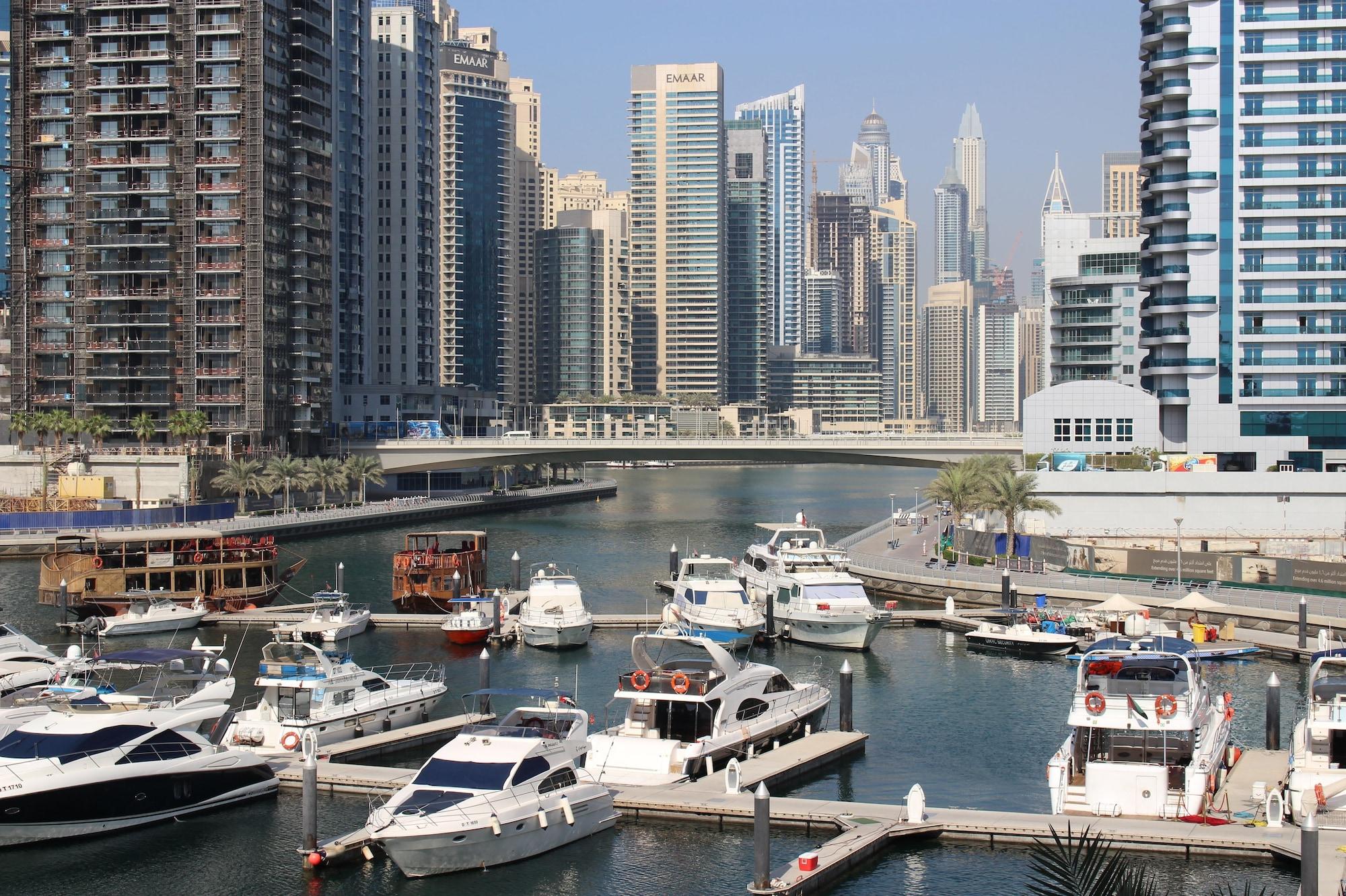 Сигнатур апартаменты дубай. Signature Hotel Apartments Spa Marina 4. Lotus Dubai Marina. Signature Hotel Apartments Spa Marina 4 ОАЭ Дубай. Signature Hotel Apartments & Spa Marina (Dubai Marina, Dubai).